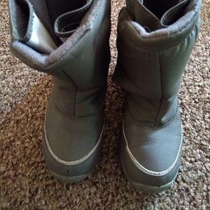 EUC sz. 1 Lands' End Gray Snow Boots-Super Warm and Great for Winter!!